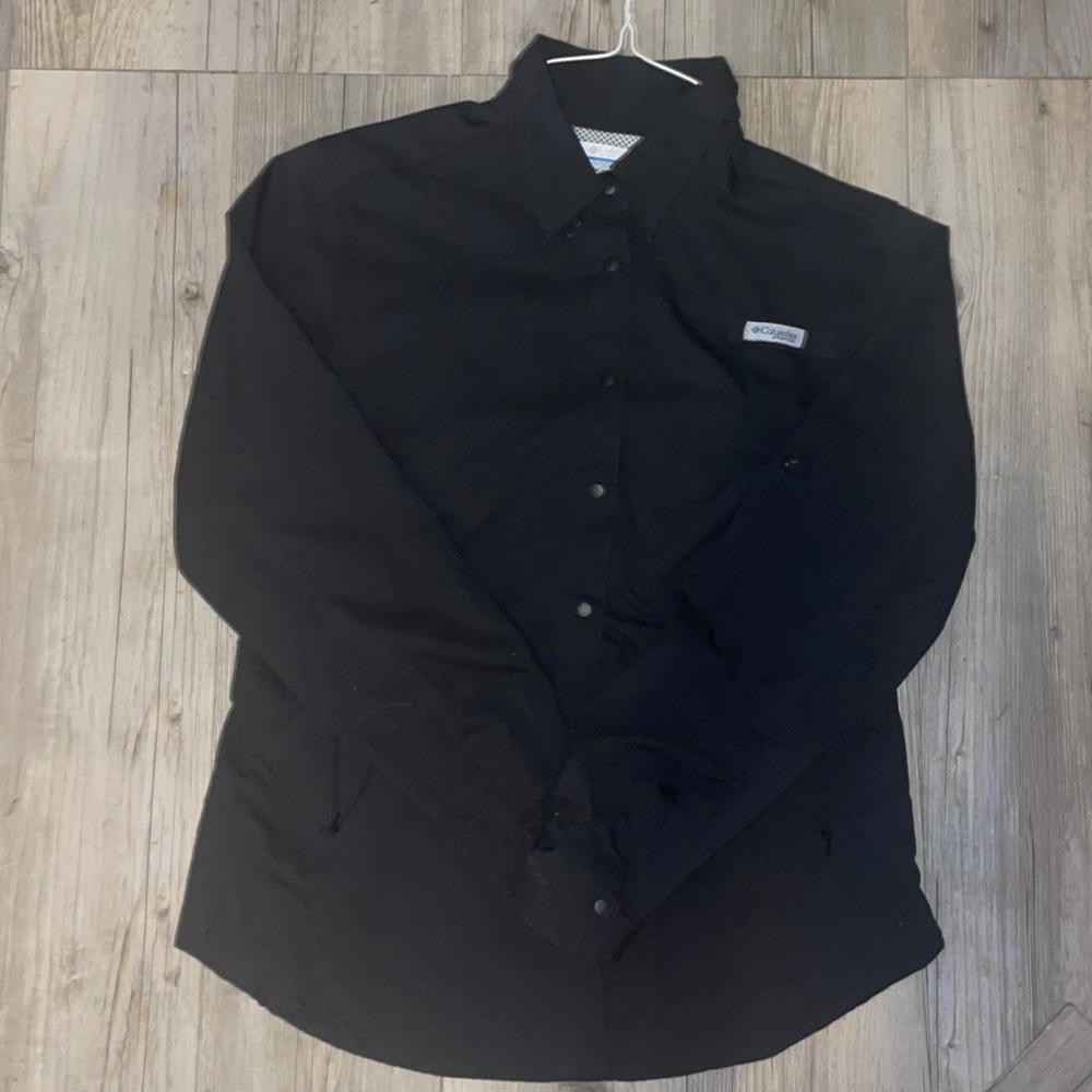 Columbia sportswear. Size small.
